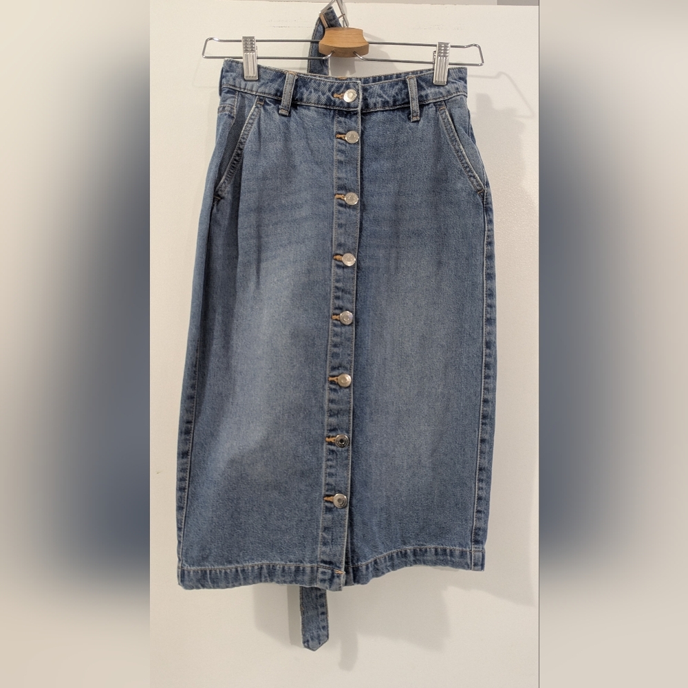 H&M Denim Button-Front Knee Length Skirt